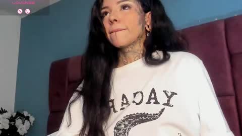 Snapshot of niinaink chatting on January 10, 12:47 pm NINAINK online show from January 10, 12:47 pm