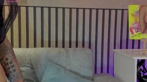 NINAINK online show from April 17, 9:29 pm