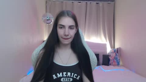 Snapshot of nikastarkk chatting on May 25, 6:36 pm nikastarkk online show from May 25, 6:36 pm
