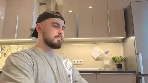 Snapshot of nikbusiness chatting on November 5, 5:51 am Nick online show from November 5, 5:51 am