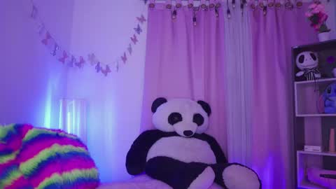 Snapshot of nikerly_hot chatting on May 11, 11:38 am NIKERLY online show from May 11, 11:38 am