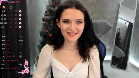 Snapshot of niki_cutes chatting on January 8, 7:24 am niki_cutes online show from January 8, 7:24 am