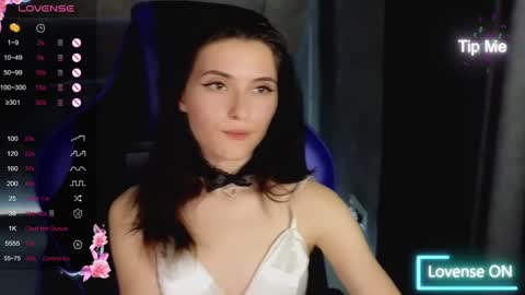 Snapshot of niki_cutes chatting on February 2, 11:08 am niki_cutes online show from February 2, 11:08 am