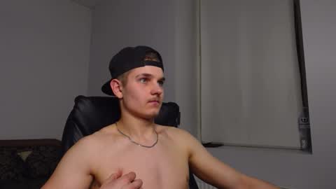 nikki online show from February 12, 8:59 pm