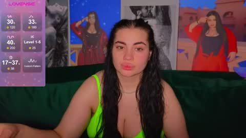 Nikki Kardashian online show from December 5, 9:50 pm