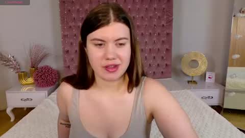 Snapshot of nikkivelvets chatting on July 5, 6:59 pm NikkiVelvets online show from July 5, 6:59 pm
