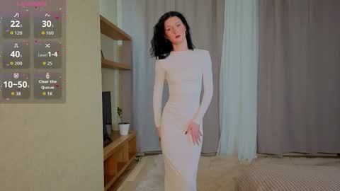 Snapshot of nikkybee_ chatting on March 2, 8:10 am nikky online show from March 2, 8:10 am