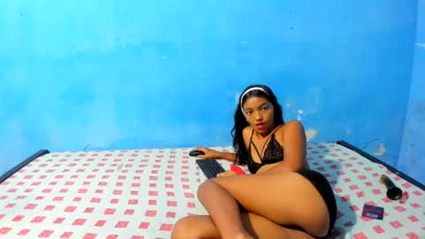 nikol_couple online show from July 4, 5:30 pm