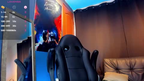 Snapshot of nikolahank1 chatting on February 9, 9:05 am Nikola Hank online show from February 9, 9:05 am