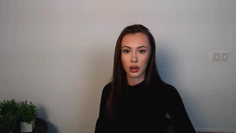 nikonara_ online show from October 23, 4:28 pm