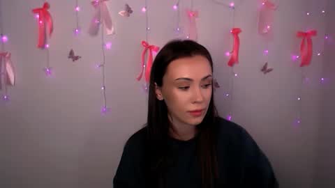 nikonara_ online show from March 13, 1:40 pm