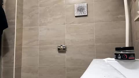 Snapshot of niks1412985 chatting on November 20, 1:06 am Niks online show from November 20, 1:06 am