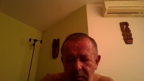 Snapshot of nikyo419 chatting on September 20, 7:09 am nikyo419 online show from September 20, 7:09 am