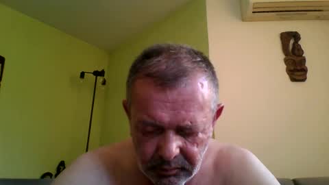 Snapshot of nikyo419 chatting on July 4, 12:44 pm nikyo419 online show from July 4, 12:44 pm