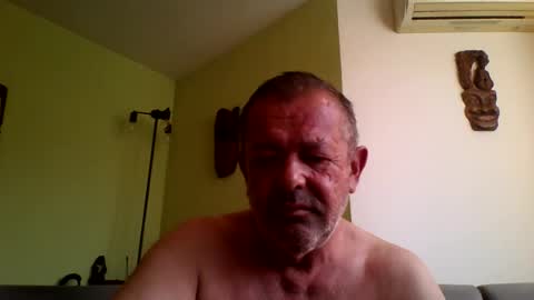 Snapshot of nikyo419 chatting on July 19, 6:39 am nikyo419 online show from July 19, 6:39 am