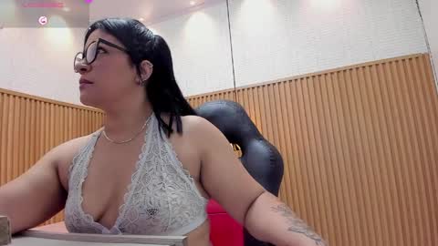   online show from April 15, 12:23 pm