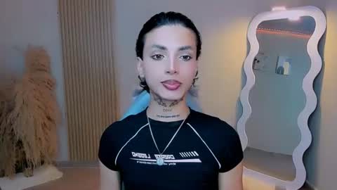 Snapshot of nilam217 chatting on July 9, 1:20 am Nilam online show from July 9, 1:20 am