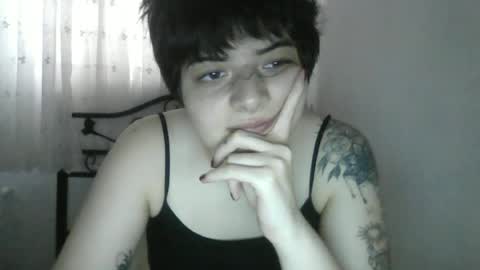 Snapshot of nimoshimoshi chatting on June 25, 7:13 am Nimet online show from June 25, 7:13 am