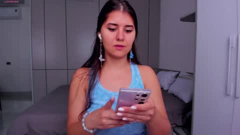 Nina online show from March 27, 1:44 am