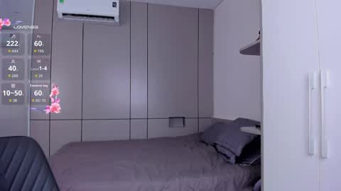 Nina online show from March 30, 4:02 am