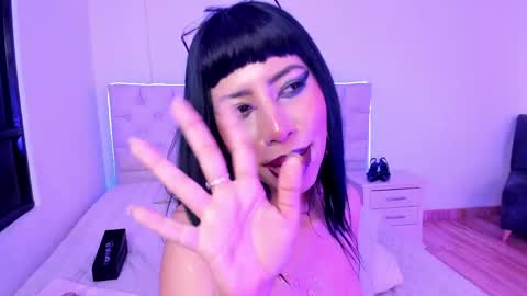 Nina Fox  online show from May 15, 11:34 pm