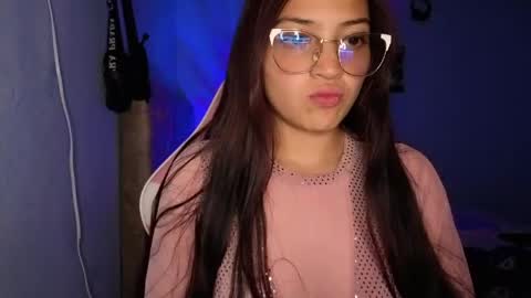nina_hot59 online show from May 24, 1:10 am