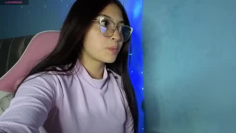 nina_hot59 online show from May 31, 3:04 am