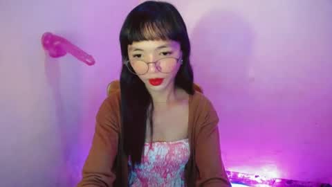 Nina online show from June 14, 5:09 am