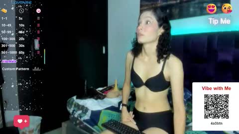 nina_vergara online show from February 22, 1:40 am