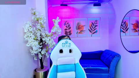 Nina  online show from February 19, 3:46 am