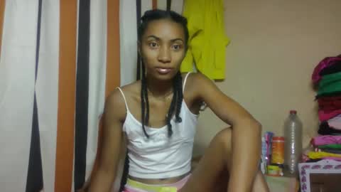 ninaeaa online show from April 3, 7:06 am