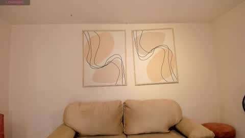  Nina  online show from March 12, 6:25 pm