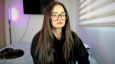 Snapshot of ninavolkov chatting on February 18, 10:17 pm ninavolkov online show from February 18, 10:17 pm