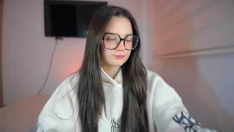 Snapshot of ninavolkov chatting on February 24, 11:36 pm ninavolkov online show from February 24, 11:36 pm