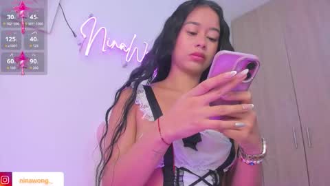 Snapshot of ninawong_ chatting on October 28, 3:58 pm Nina online show from October 28, 3:58 pm