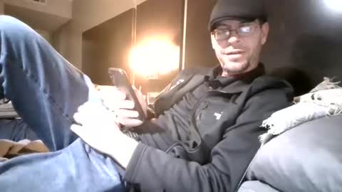 nineinchbronco online show from November 16, 11:27 am