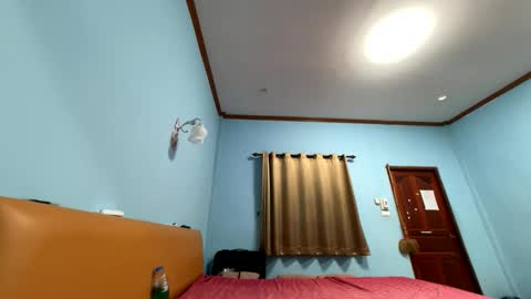 ninew online show from February 5, 4:22 pm