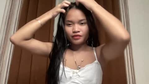 Snapshot of nini_luvskorn chatting on June 3, 10:51 am nini_luvskorn online show from June 3, 10:51 am
