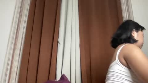 Snapshot of nini_luvskorn chatting on June 16, 10:29 am nini_luvskorn online show from June 16, 10:29 am