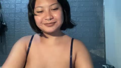 Snapshot of nini_luvskorn chatting on July 6, 9:06 am nini_luvskorn online show from July 6, 9:06 am