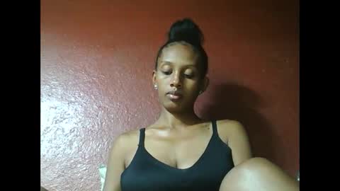 Snapshot of ninie246746 chatting on February 25, 12:13 pm ninie246746 online show from February 25, 12:13 pm