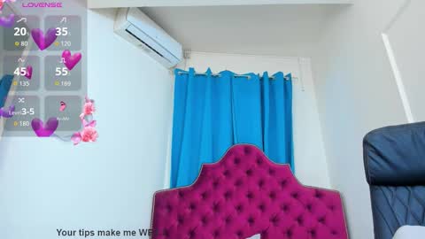 Snapshot of ninna_dee chatting on March 26, 4:40 am nina dee online show from March 26, 4:40 am