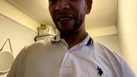 Snapshot of ninolindo919 chatting on September 19, 3:45 pm ninolindo919 online show from September 19, 3:45 pm