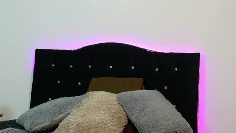 Nira Lux online show from June 29, 1:45 am