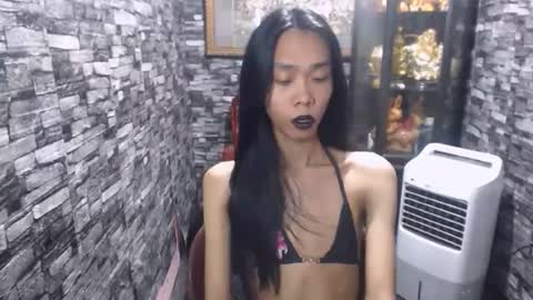 nisha_rose23 online show from May 19, 4:35 pm