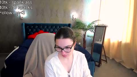Snapshot of nishira_shy chatting on May 5, 7:16 am nishira_shy online show from May 5, 7:16 am