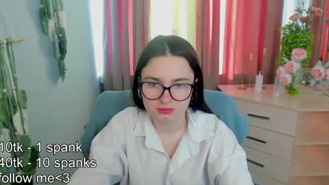 Snapshot of nishira_shy chatting on May 6, 11:59 am nishira_shy online show from May 6, 11:59 am