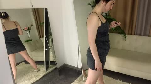 Snapshot of nishira_shy chatting on May 15, 11:28 am nishira_shy online show from May 15, 11:28 am