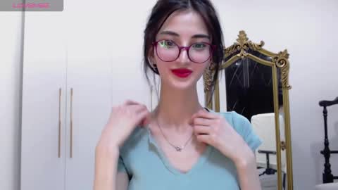 Snapshot of niufrommacau chatting on February 17, 3:29 pm Niu online show from February 17, 3:29 pm