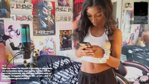 NIVIA WOLFE online show from December 4, 5:11 pm